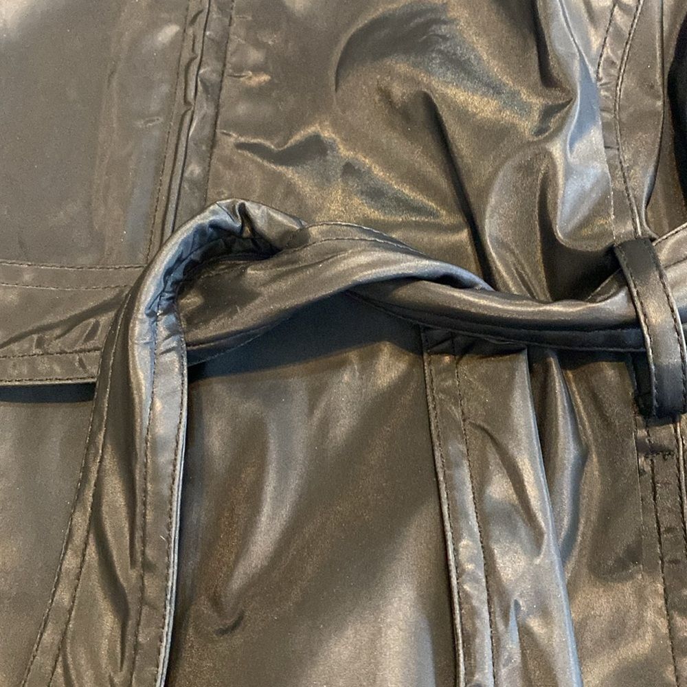 Colebrook & Co Womans Vinyl Raincoat - Picture 6 of 8